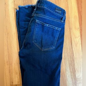 Paige Skyline skinny Jean Rosalyn size 27